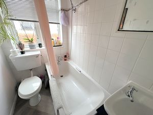 Photo 1- click for photo gallery